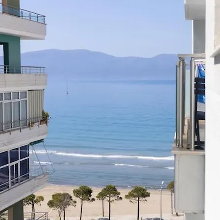 Seaview By Pikhost Apartment